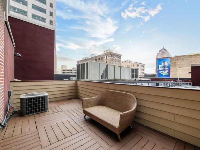 8 E Broad Street, 502, Columbus, OH 43215