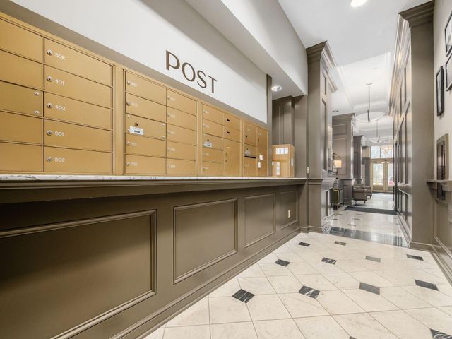 8 E Broad Street, 502, Columbus, OH 43215