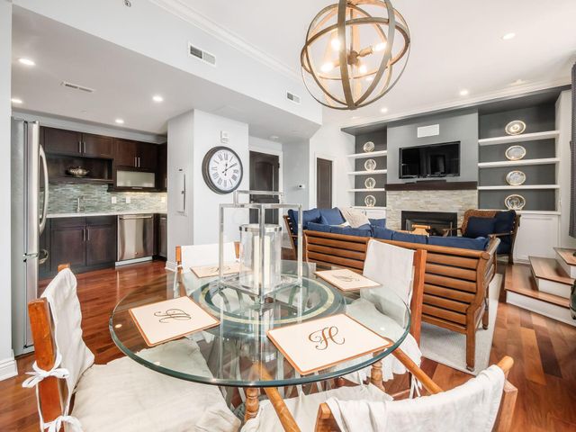 8 E Broad Street, 502, Columbus, OH 43215