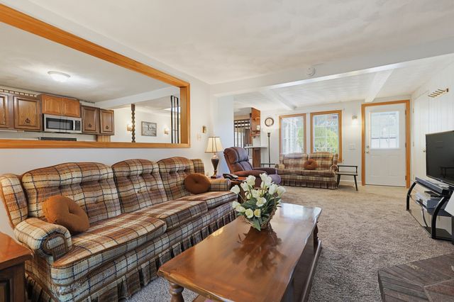 121 Park Circle, Attleboro, MA 02703