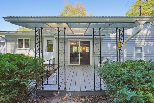 121 Park Circle, Attleboro, MA 02703