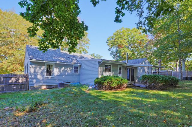 121 Park Circle, Attleboro, MA 02703