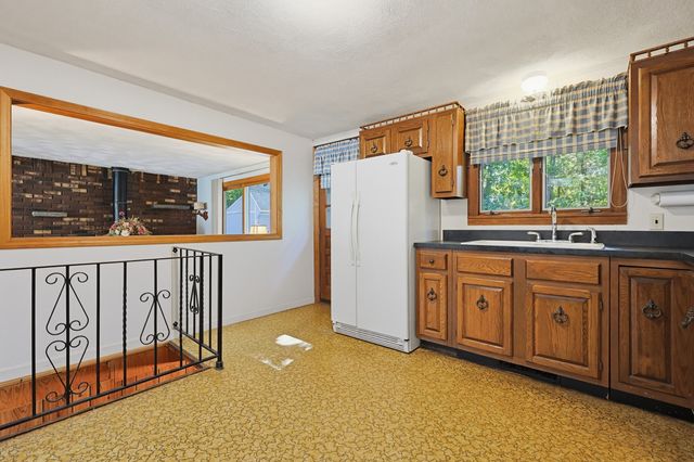 121 Park Circle, Attleboro, MA 02703