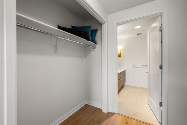 303 Third St 705, Cambridge, MA 02142