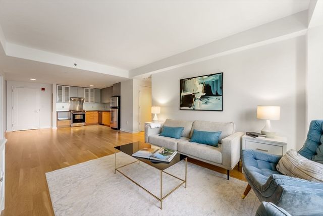 303 Third St 705, Cambridge, MA 02142