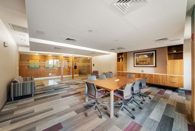 303 Third St 705, Cambridge, MA 02142