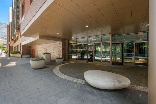 303 Third St 705, Cambridge, MA 02142