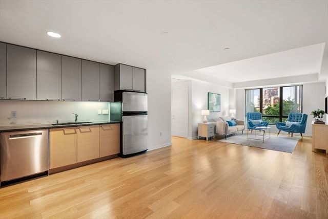 303 Third St 705, Cambridge, MA 02142