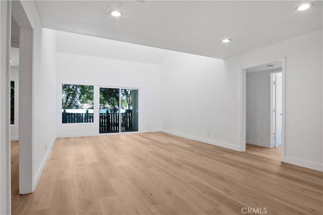 5700 Etiwanda Avenue 288, Tarzana, CA 91356