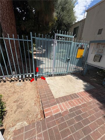 5700 Etiwanda Avenue 288, Tarzana, CA 91356