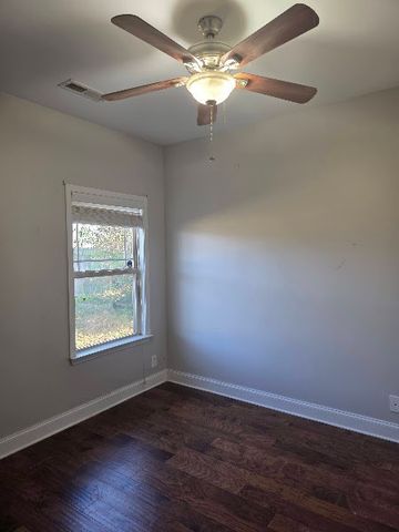 2060 Bandera Dr, Clarksville, TN 37042