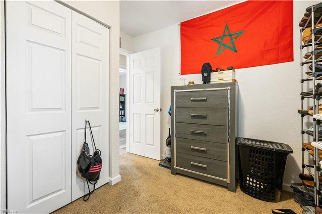 1422 Woodcrest DR, Hampton, VA 23663