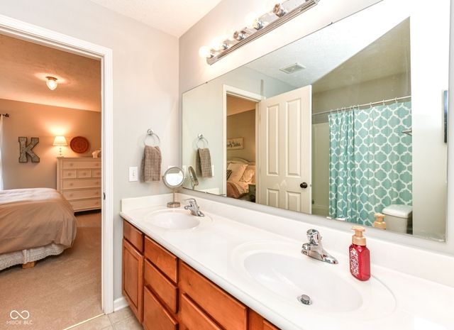 11321 Romeo Place, Fishers, IN 46040