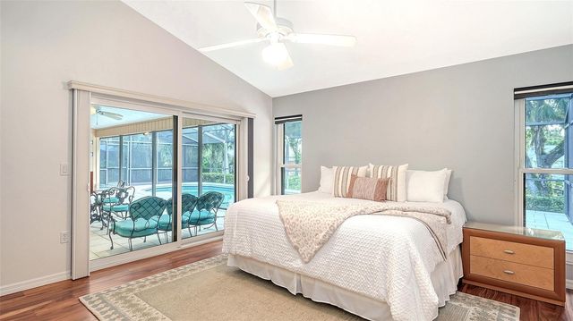 1529 OAK WAY, Sarasota, FL 34232