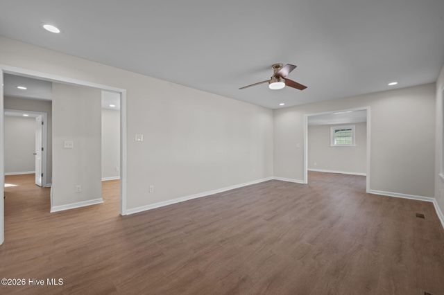 309 Woodhaven Drive, Havelock, NC 28532