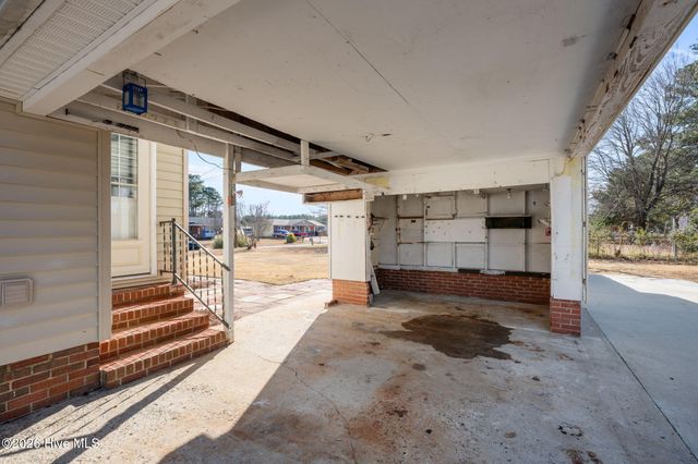 309 Woodhaven Drive, Havelock, NC 28532