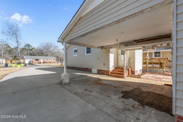 309 Woodhaven Drive, Havelock, NC 28532