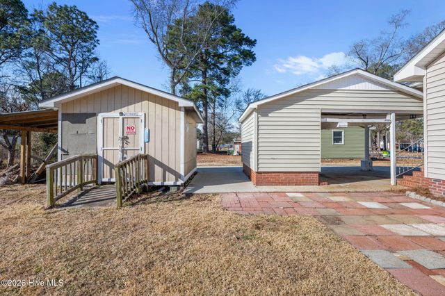 309 Woodhaven Drive, Havelock, NC 28532