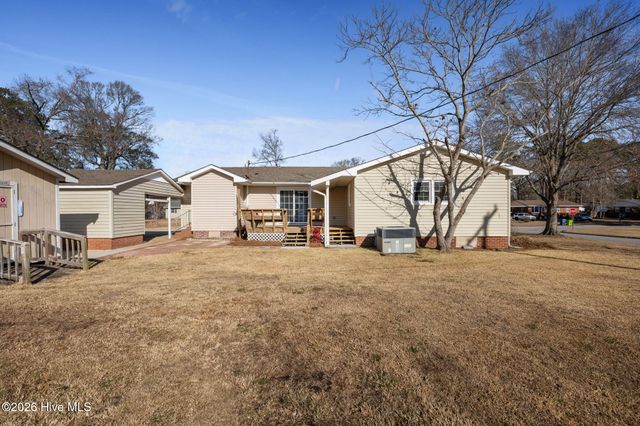 309 Woodhaven Drive, Havelock, NC 28532