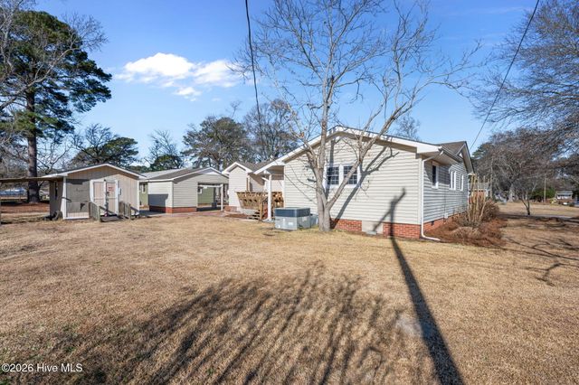 309 Woodhaven Drive, Havelock, NC 28532