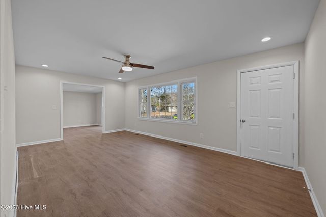 309 Woodhaven Drive, Havelock, NC 28532