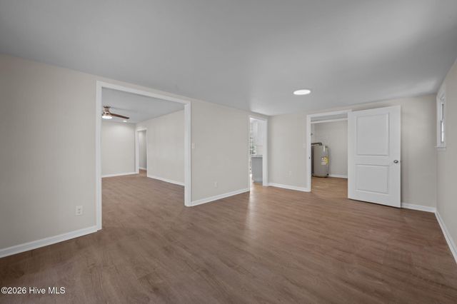 309 Woodhaven Drive, Havelock, NC 28532