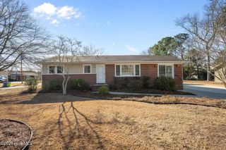 309 Woodhaven Drive, Havelock, NC 28532