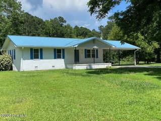 820 Calabash Road, Calabash, NC 28467