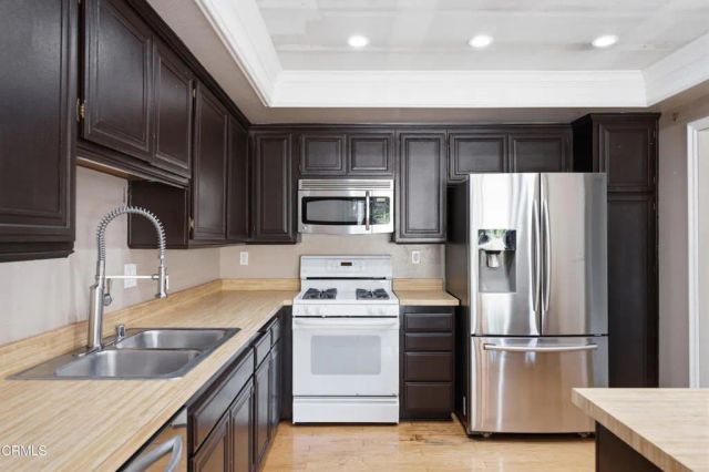 167 Shamrock Court, Newbury Park, CA 91320
