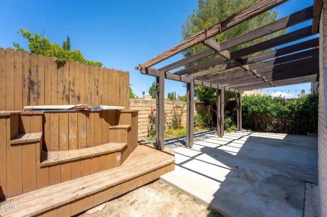 167 Shamrock Court, Newbury Park, CA 91320