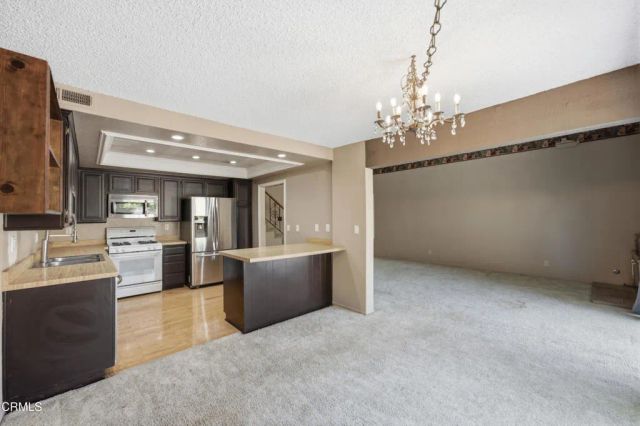 167 Shamrock Court, Newbury Park, CA 91320
