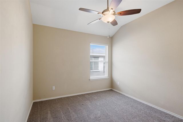 400 Fistral DR, Hutto, TX 78634