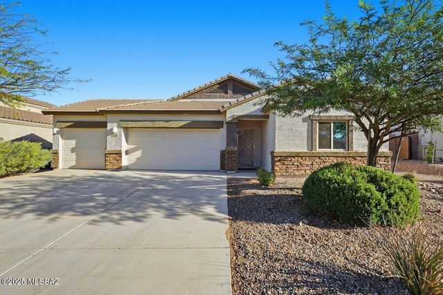 230 W Sg Posey Street, Vail, AZ 85641