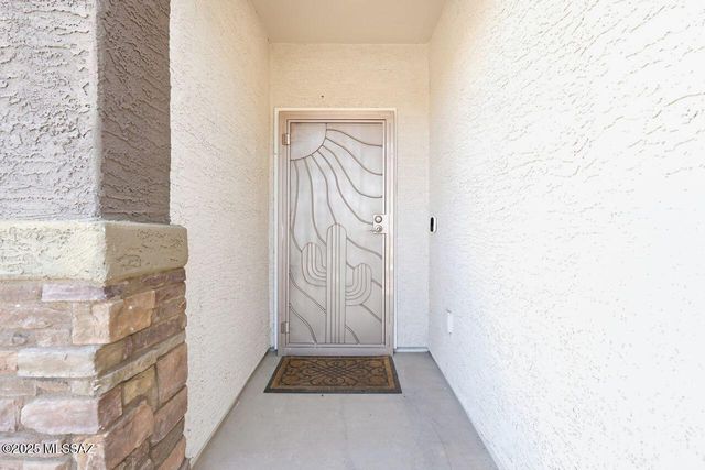 230 W Sg Posey Street, Vail, AZ 85641