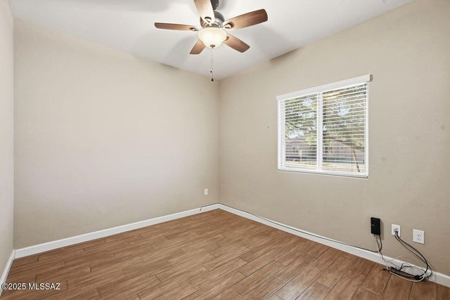 230 W Sg Posey Street, Vail, AZ 85641