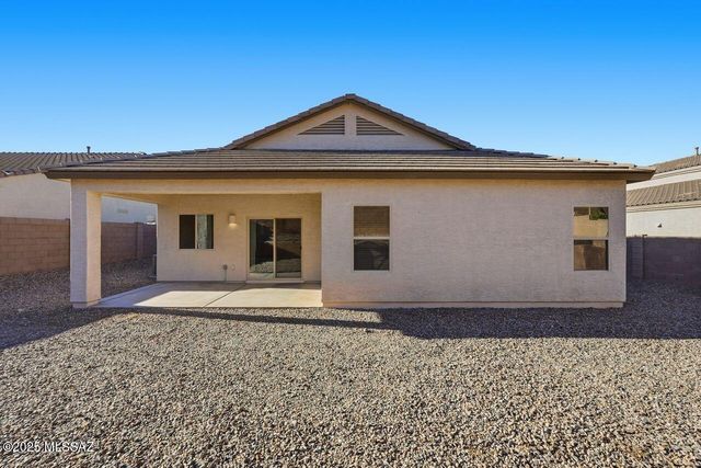 230 W Sg Posey Street, Vail, AZ 85641