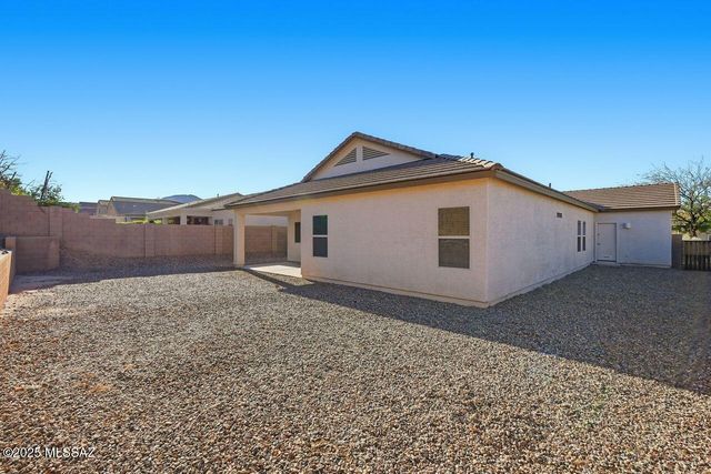 230 W Sg Posey Street, Vail, AZ 85641