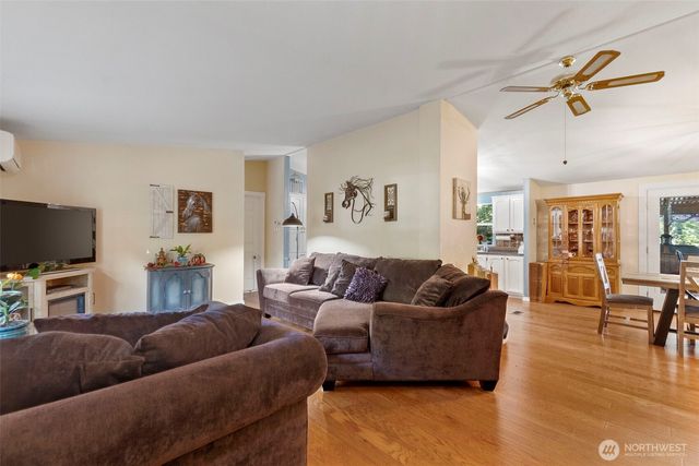 25705 51st Avenue E, Graham, WA 98338