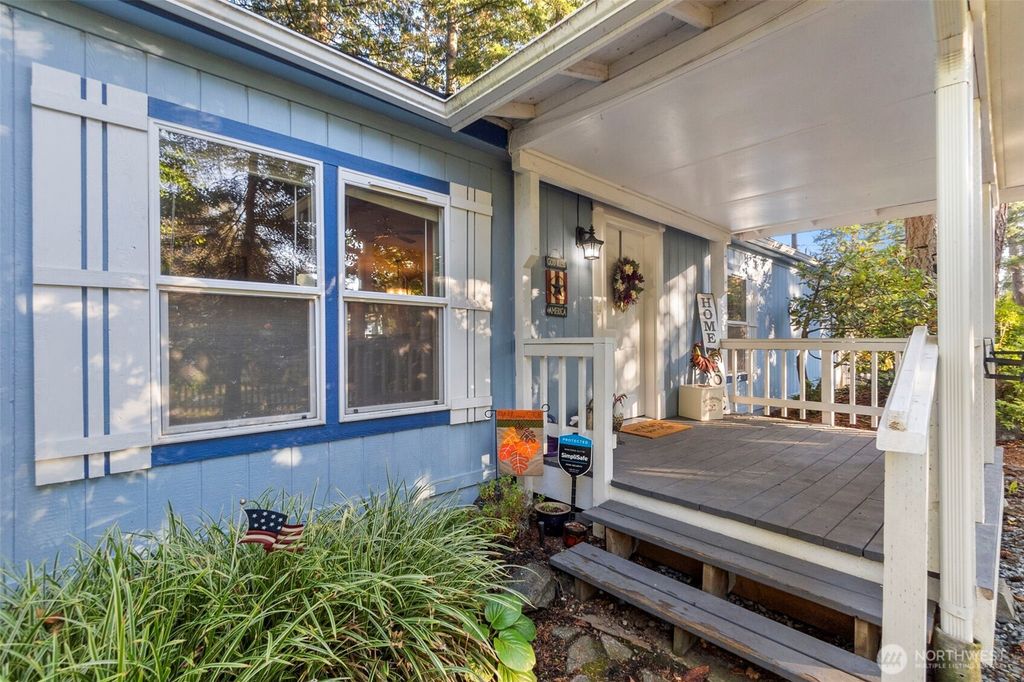 25705 51st Avenue E, Graham, WA 98338