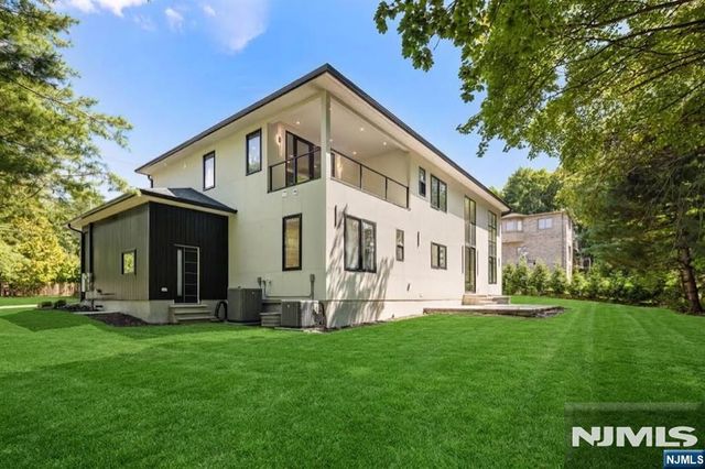 61 Ross Avenue, Demarest, NJ 07627