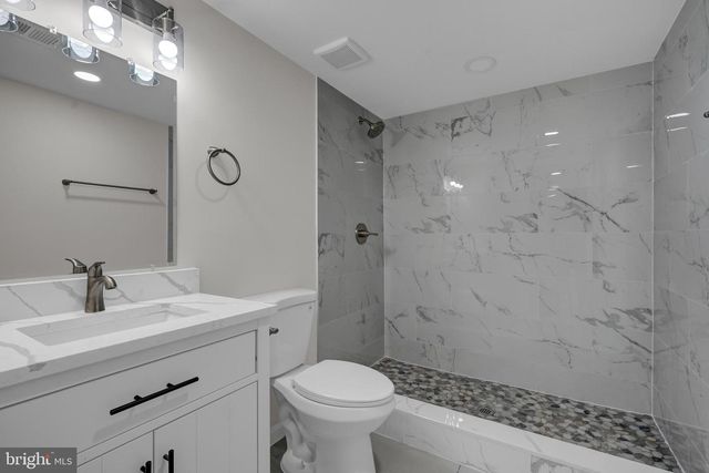 3299 GRECO CT, Woodbridge, VA 22192