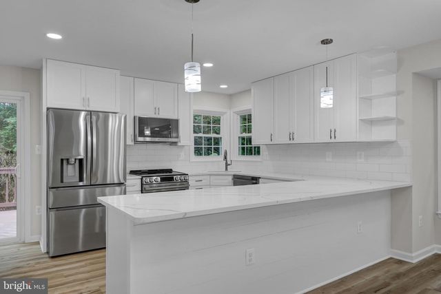 3299 GRECO CT, Woodbridge, VA 22192