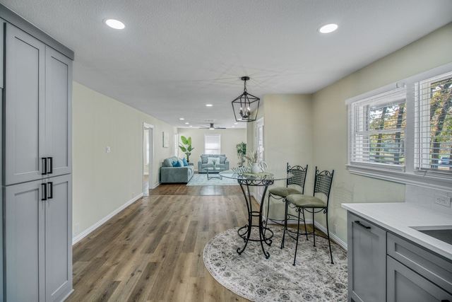 805 Ross Trail, Arlington, TX 76012