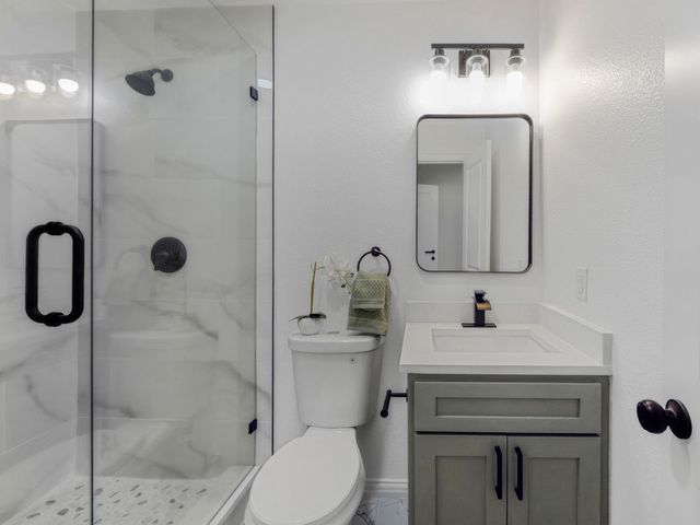 805 Ross Trail, Arlington, TX 76012