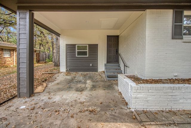 805 Ross Trail, Arlington, TX 76012