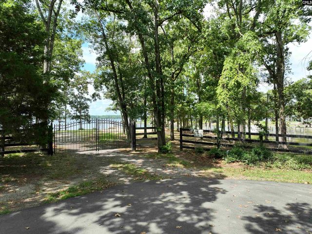 281 Edgewater Drive, Prosperity, SC 29127