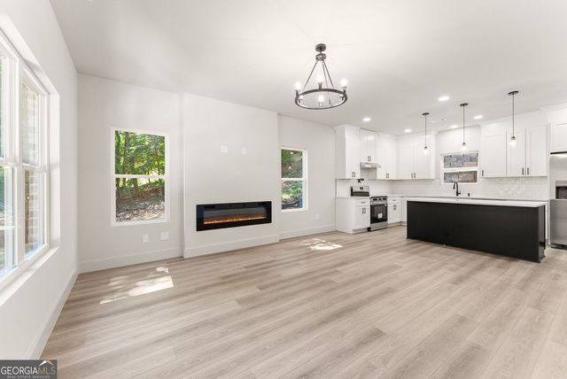 388 Oakland Drive, Gainesville, GA 30501