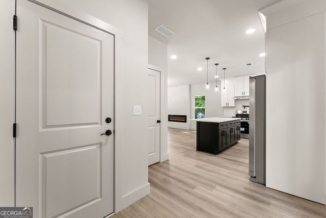 388 Oakland Drive, Gainesville, GA 30501