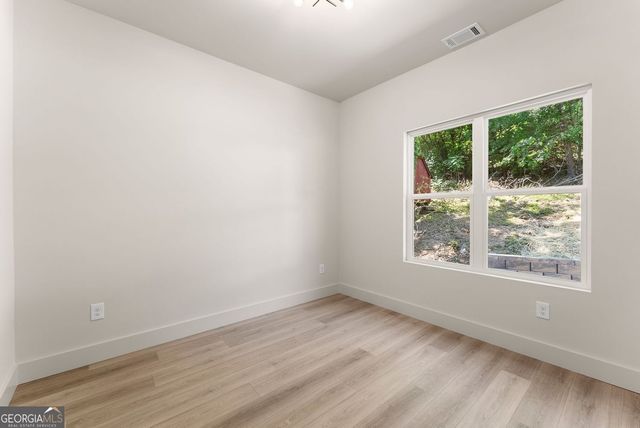 388 Oakland Drive, Gainesville, GA 30501