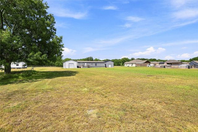 4932 County Road 4502, Commerce, TX 75428